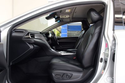 TOYOTA CAMRY 2.5 Hybrid Premium ปี 2019