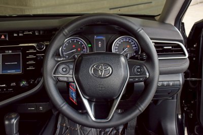 TOYOTA CAMRY 2.0G ปี 2019