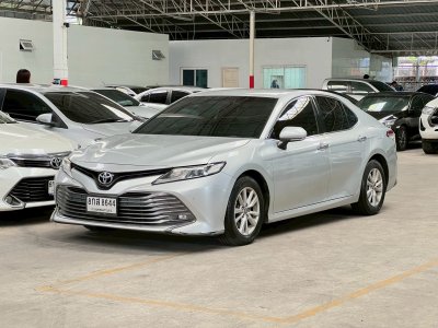 TOYOTA CAMRY 2.0G ปี 2019
