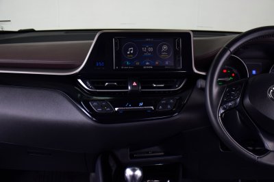 Toyota C-HR 1.8 Hybrid High AT ปี 2019