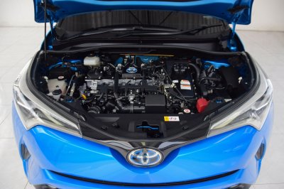 Toyota C-HR 1.8 Hybrid High AT ปี 2019