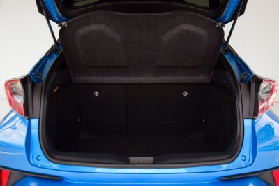 Toyota C-HR 1.8 Hybrid High AT ปี 2019