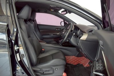 TOYOTA C-HR 1.8 Hybrid Hi AT ปี 2019