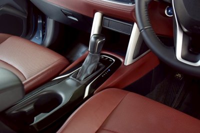 Toyota Corolla Cross 1.8 HYBRID PREMIUM SAFETY AT ปี 2022