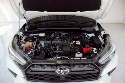 TOYOTA COROLLA CROSS 1.8 GR Sport Hybrid AT ปี 2023
