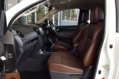 Isuzu D'Max 3.0Z Prestige Hi-Lander Spacecab ปี 2019