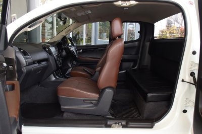 Isuzu D'Max 3.0Z Prestige Hi-Lander Spacecab ปี 2019