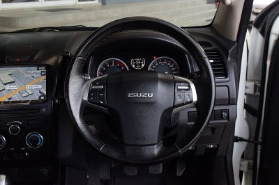 Isuzu D'Max 3.0Z Prestige Hi-Lander Spacecab ปี 2019
