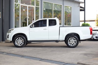 Isuzu D'Max 3.0Z Prestige Hi-Lander Spacecab ปี 2019