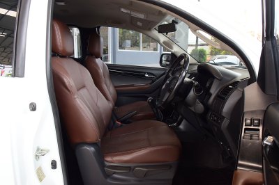 Isuzu D'Max 3.0Z Prestige Hi-Lander Spacecab ปี 2019