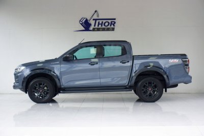ISUZU D-MAX V-Cross 3.0 M Hi-Lander CAB4 4WD AT ปี 2022