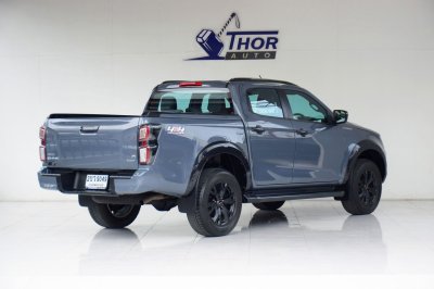 ISUZU D-MAX V-Cross 3.0 M Hi-Lander CAB4 4WD AT ปี 2022