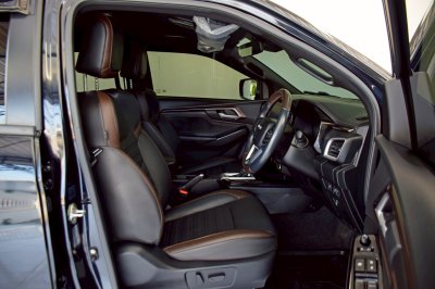Isuzu D-Max 3.0 M V-Cross 4x4 AT ปี 2023