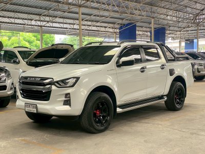ISUZU D-MAX 1.9 M Hi-Lander CAB4 AT ปี 2022