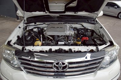 TOYOTA FORTUNER 3.0V 4WD ปี 2012