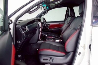 TOYOTA FORTUNER 2.4V 4WD ปี 2021(copy)(copy)