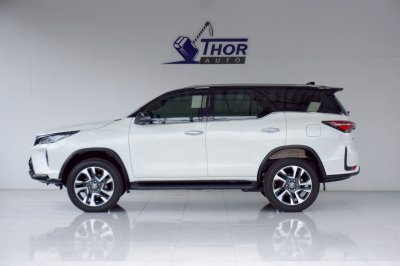 TOYOTA FORTUNER 2.4V 4WD ปี 2021(copy)(copy)