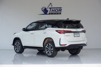 TOYOTA FORTUNER 2.4V 4WD ปี 2021(copy)(copy)