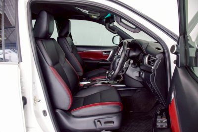 TOYOTA FORTUNER 2.4V 4WD ปี 2021(copy)(copy)
