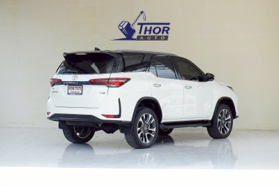 TOYOTA FORTUNER 2.8 Legender Sigma4 (Black Top) ปี 2020 จด 21