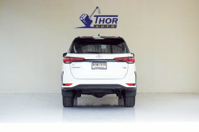 TOYOTA FORTUNER 2.8 Legender Sigma4 (Black Top) ปี 2020 จด 21