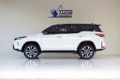 TOYOTA FORTUNER 2.8 Legender Sigma4 (Black Top) ปี 2020 จด 21