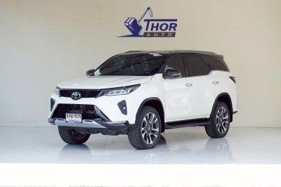TOYOTA FORTUNER 2.8 Legender Sigma4 (Black Top) ปี 2020 จด 21