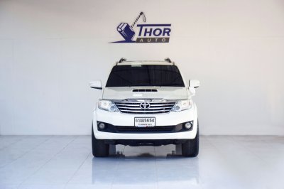 TOYOTA FORTUNER 3.0V AT ปี 2012 (โฉมหน้าแชมป์)
