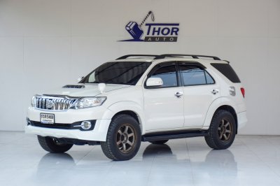 TOYOTA FORTUNER 3.0V AT ปี 2014 (โฉมหน้าแชมป์)