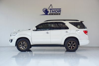 TOYOTA FORTUNER 3.0V AT ปี 2014 (โฉมหน้าแชมป์)
