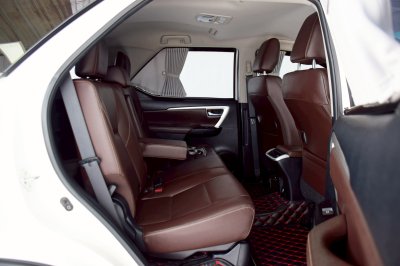 Toyota Fortuner 2.4V AT ปี 2018