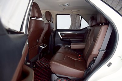 Toyota Fortuner 2.4V AT ปี 2018