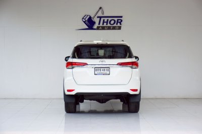 Toyota Fortuner 2.4V AT ปี 2018