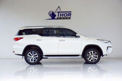 Toyota Fortuner 2.4V AT ปี 2018