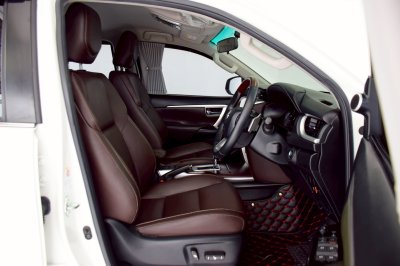 Toyota Fortuner 2.4V AT ปี 2018