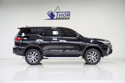 TOYOTA FORTUNER 2.4V AT ปี 2018