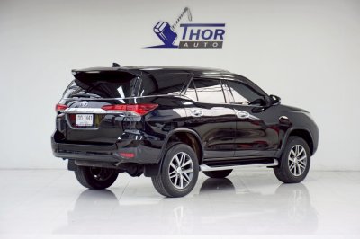 TOYOTA FORTUNER 2.4V AT ปี 2018