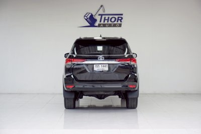 TOYOTA FORTUNER 2.4V AT ปี 2018