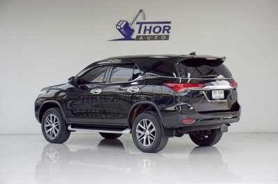 TOYOTA FORTUNER 2.4V AT ปี 2018