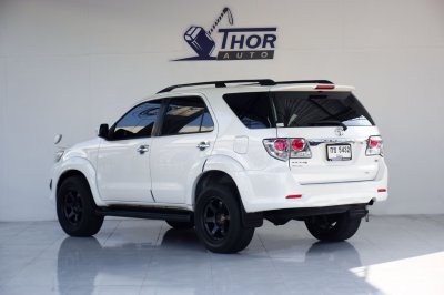 TOYOTA FORTUNER 3.0V AT ปี 2012 (โฉมหน้าแชมป์)