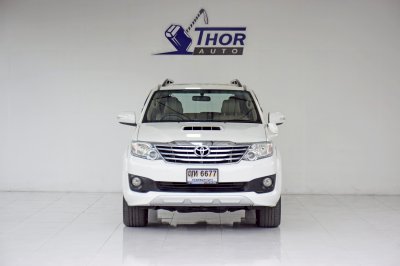 TOYOTA FORTUNER 3.0 TRD Sportivo 4WD ปี 2012
