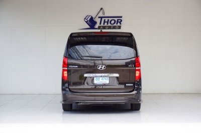 HYUNDAI H-1 2.5 Deluxe AT ปี 2019 (Minorchange)