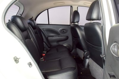 Nissan March 1.2VL ปี 2012