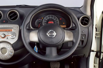 Nissan March 1.2VL ปี 2012
