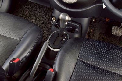 Nissan March 1.2VL ปี 2012