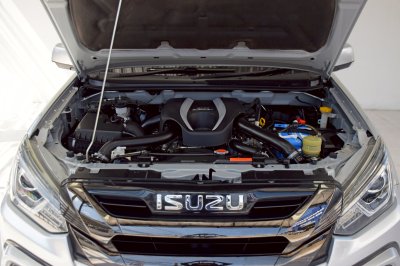 ISUZU MU-X 3.0 DVD NAVI THE ONYX ปี 2020