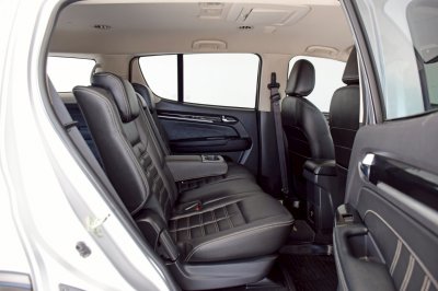 ISUZU MU-X 3.0 DVD NAVI THE ONYX ปี 2020