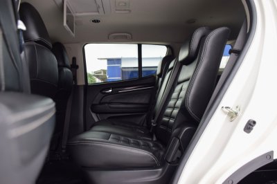 Isuzu Mu-X 1.9 DVD NAVI THE ONYX ปี 2020
