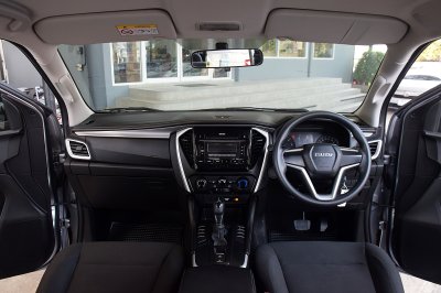 Isuzu Mu-X 1.9 Active ปี 2020