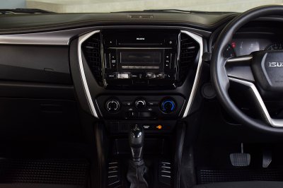 Isuzu Mu-X 1.9 Active ปี 2020
